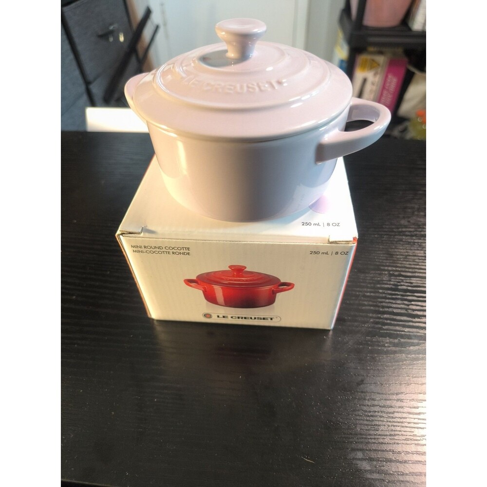 Le Creuset Mini Round Cocotte in Chiffon Pink 8 Oz. New In Box - Pink In Color - Picture 5 of 10